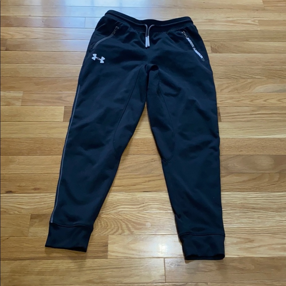 Boys under armour black joggers